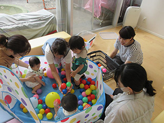 みくり広場